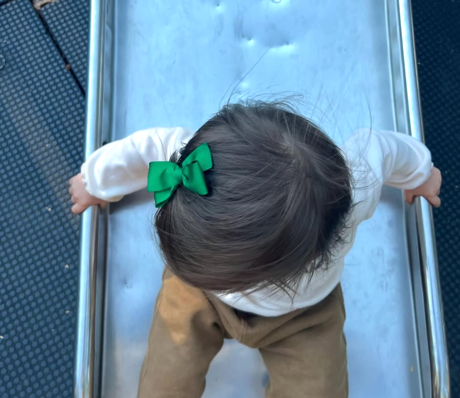 The Victoria Mini Bow